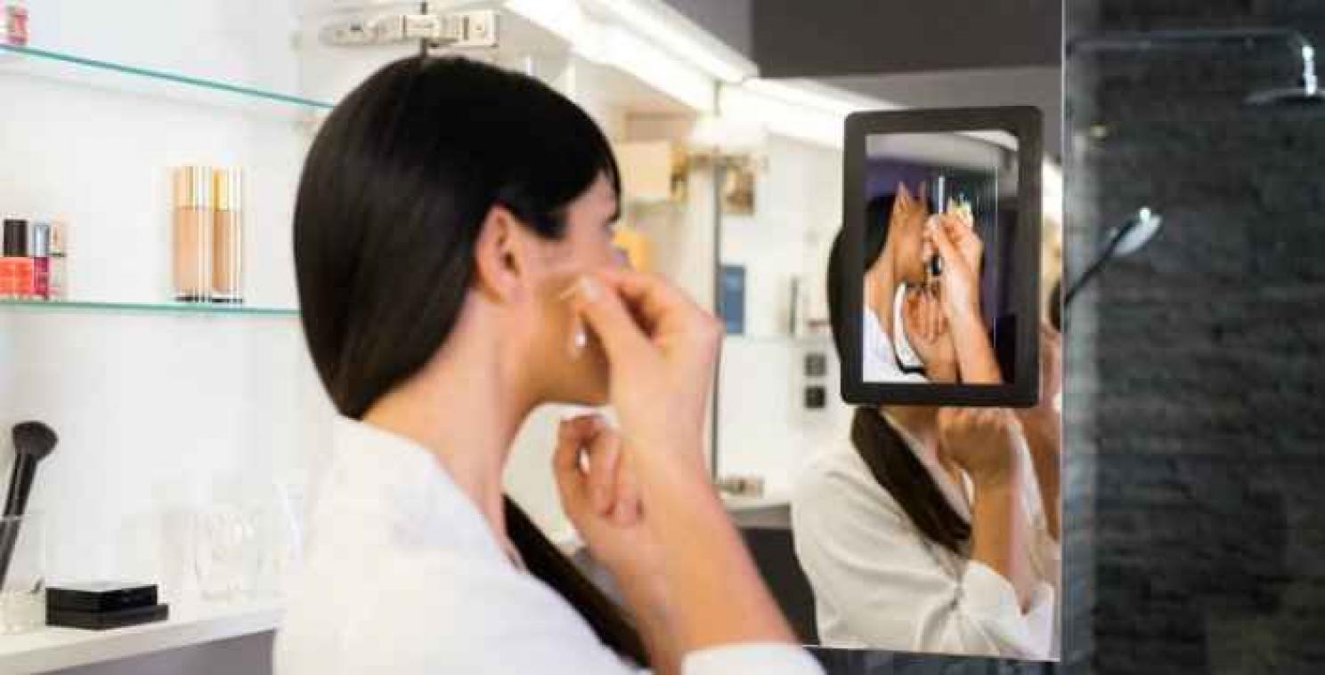 L'entreprise belge Alke invente un miroir qui permet de se regarder à l'avant comme à l'arrière