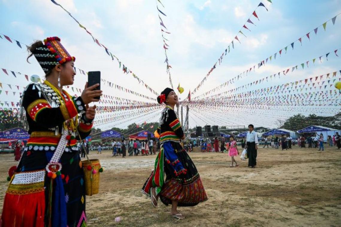 Un concours de beauté "ethnique" pour afficher une unité nationale en Birmanie
