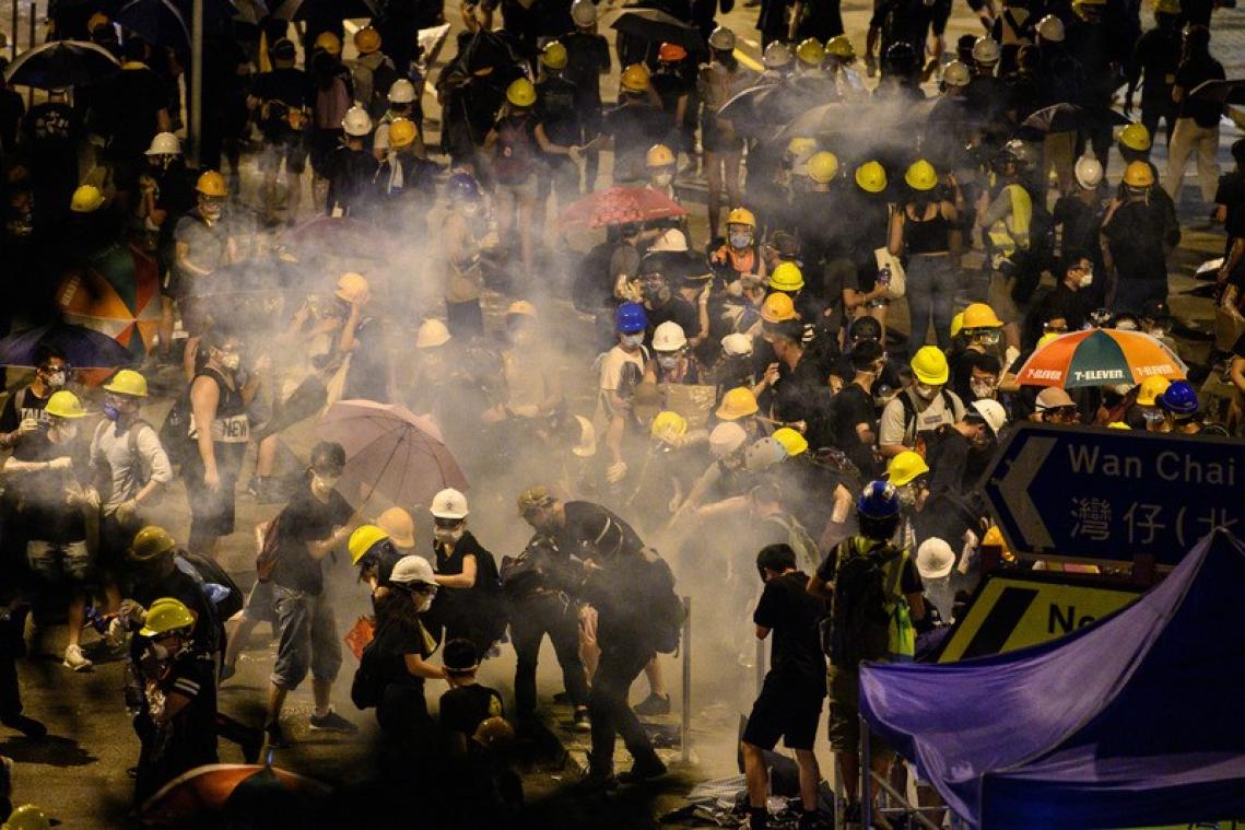 À Hong Kong, l'armée vante un exercice après des terribles manifestations