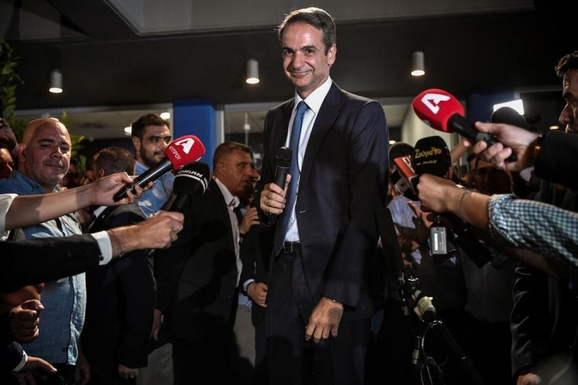 La droite de Mitsotakis triomphe en Grèce et promet de «rendre sa fierté» au pays