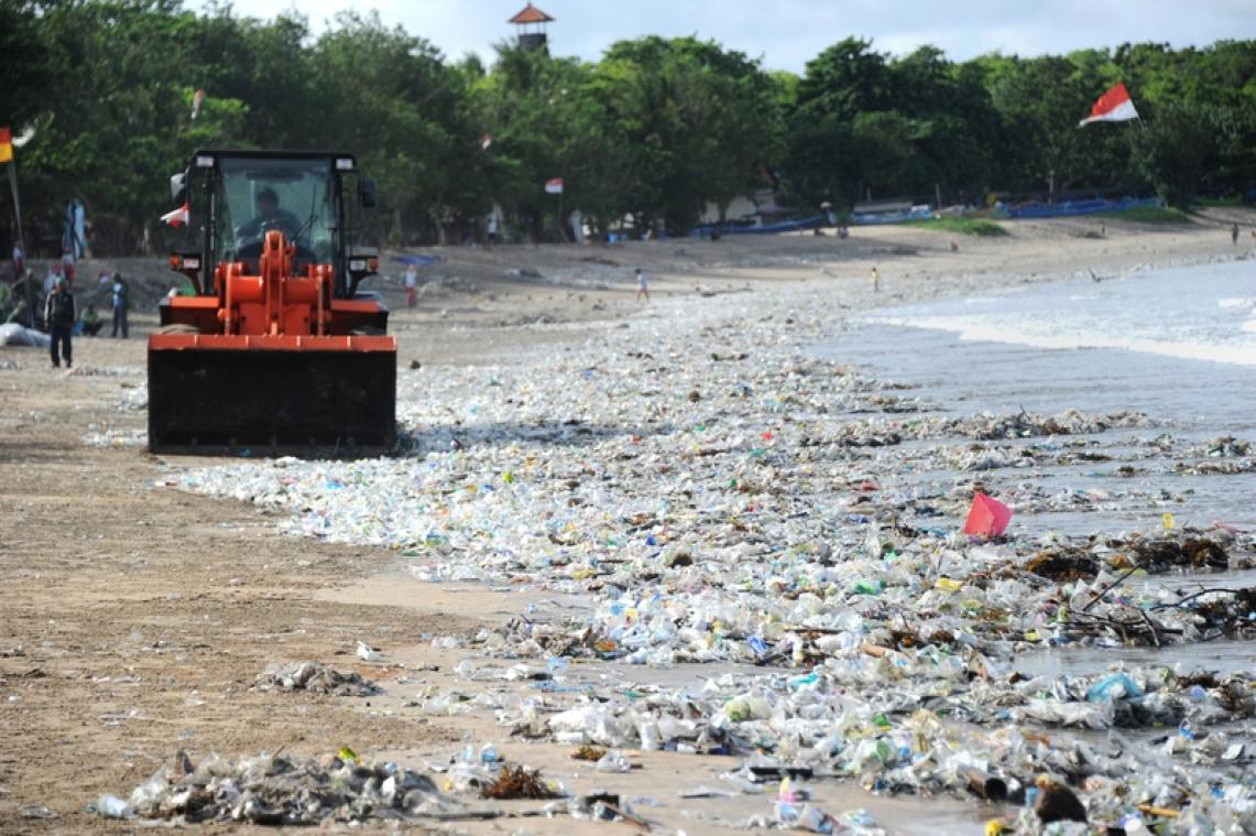 Bali bien décidé à enfin s'attaquer à l'invasion du plastique