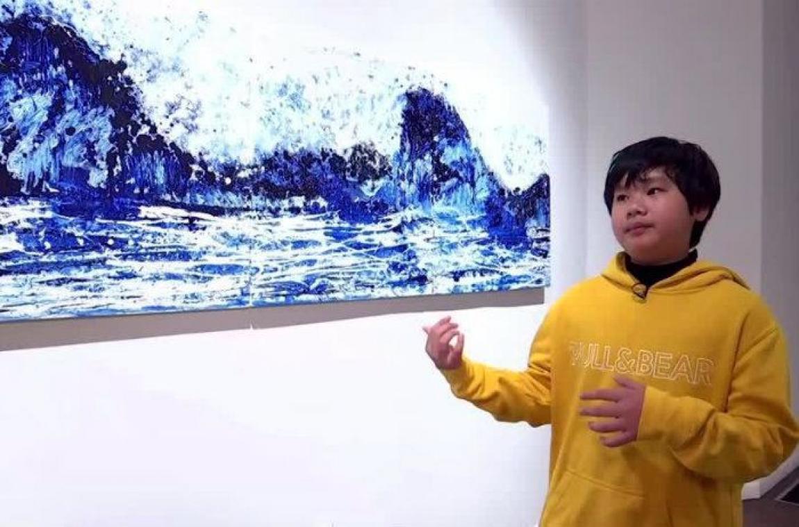 À 12 ans, ses peintures se vendent plus de 100.000 