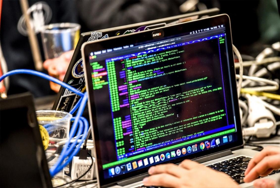 Un partenariat public-privé permet à 12 Bruxellois d'être diplômés en cybersécurité