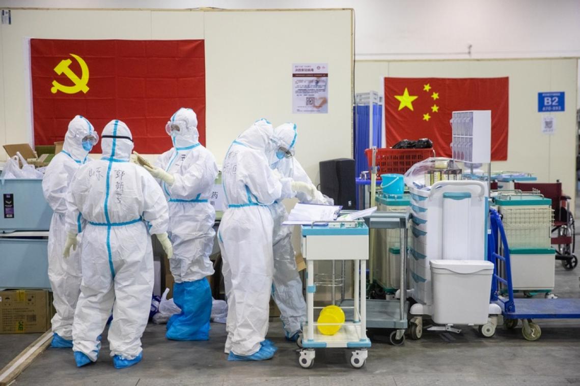 Le bilan du coronavirus dépasse les 1.800 morts en Chine