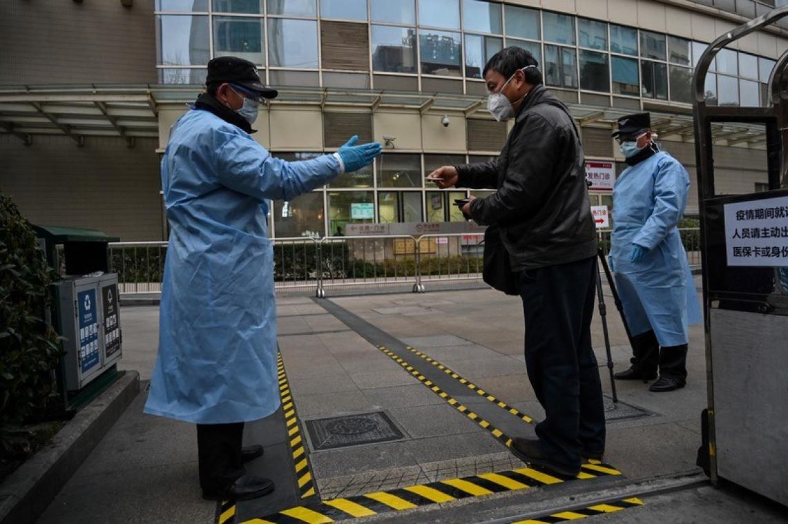 Après un double meurtre lors d'un contrôle pour le coronavirus, un Chinois écope de la peine de mort