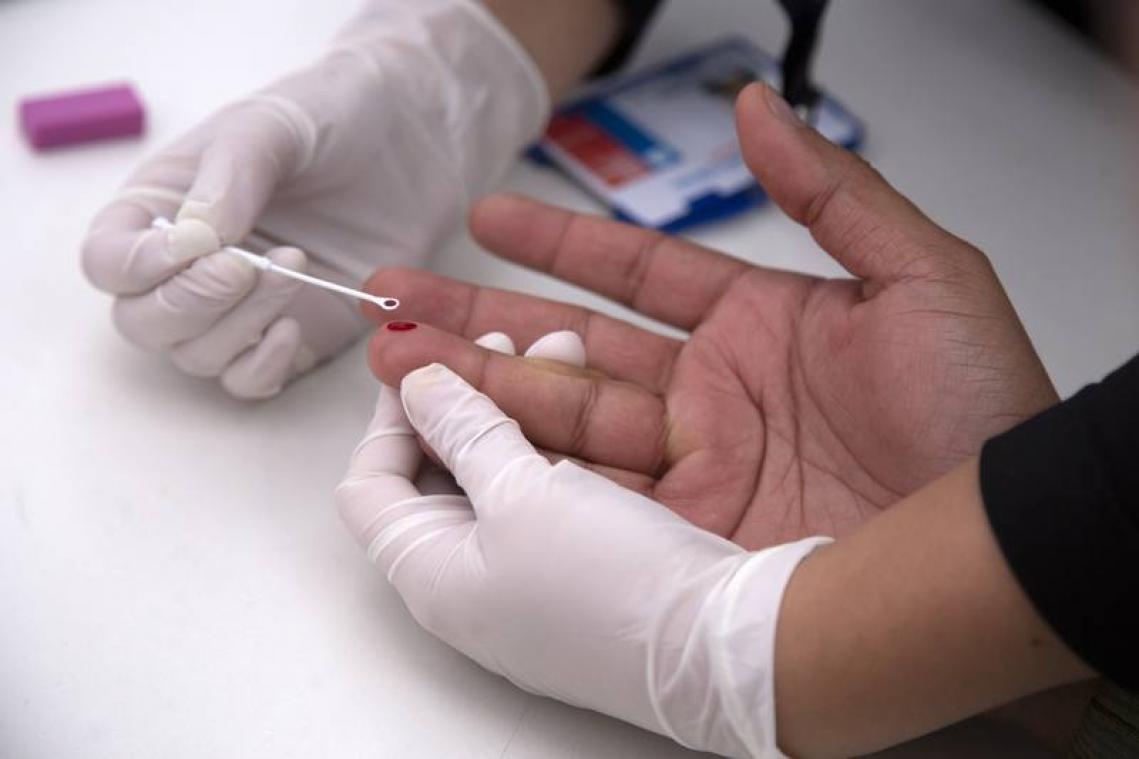 Un deuxième patient atteint du VIH guérit complètement de la maladie