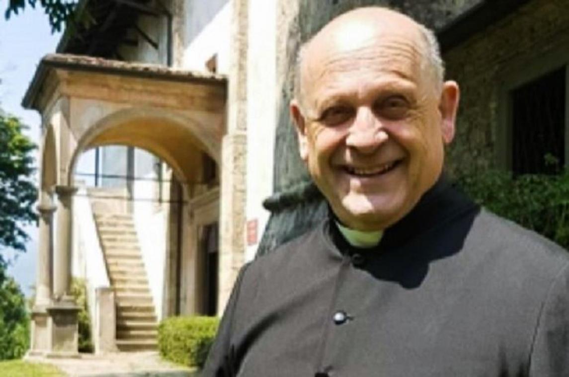 Atteint du coronavirus, un prêtre italien donne son respirateur à un malade plus jeune et décède