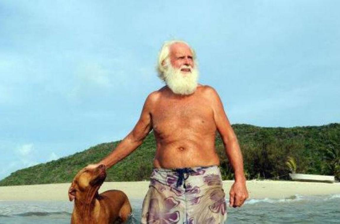 Sur une île déserte depuis 23 ans, il livre ses astuces pour vivre isolé