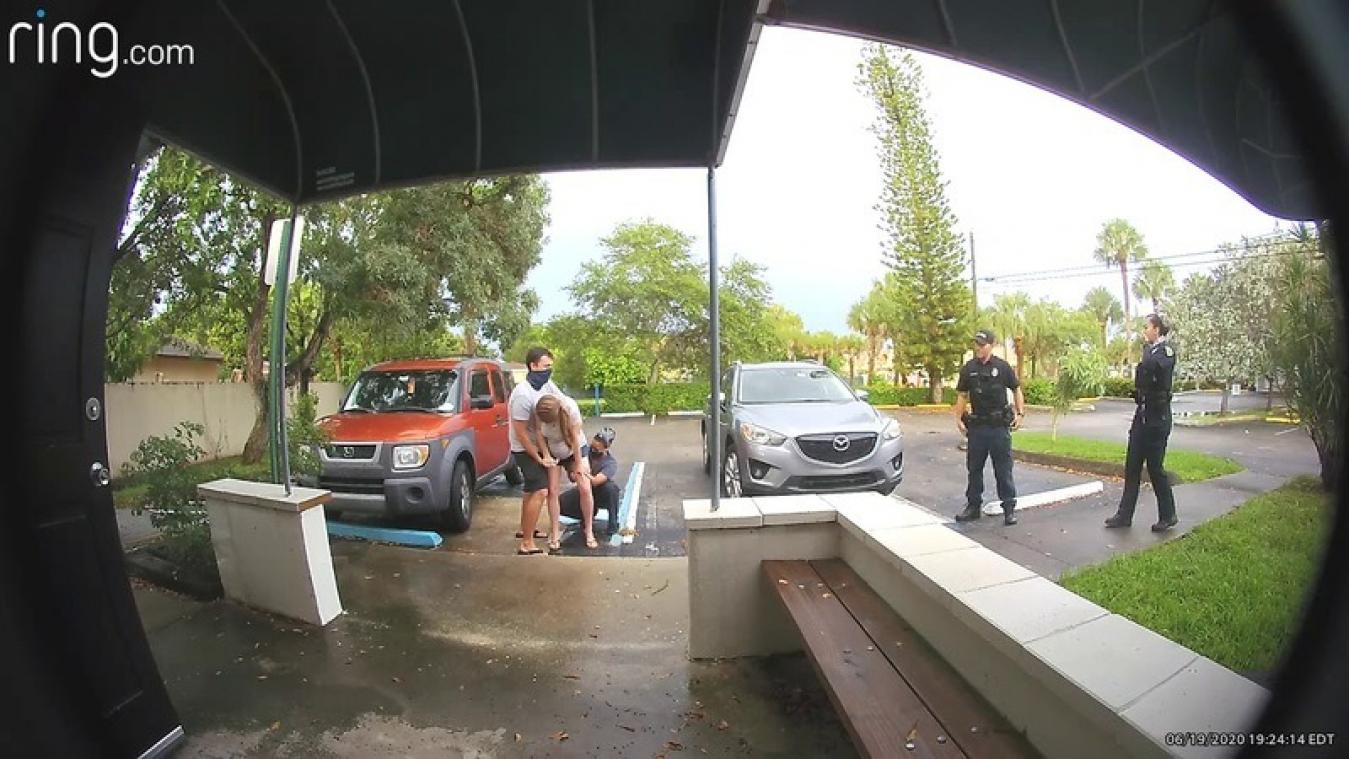 VIDEO. Une femme accouche sur le parking de l'hôpital