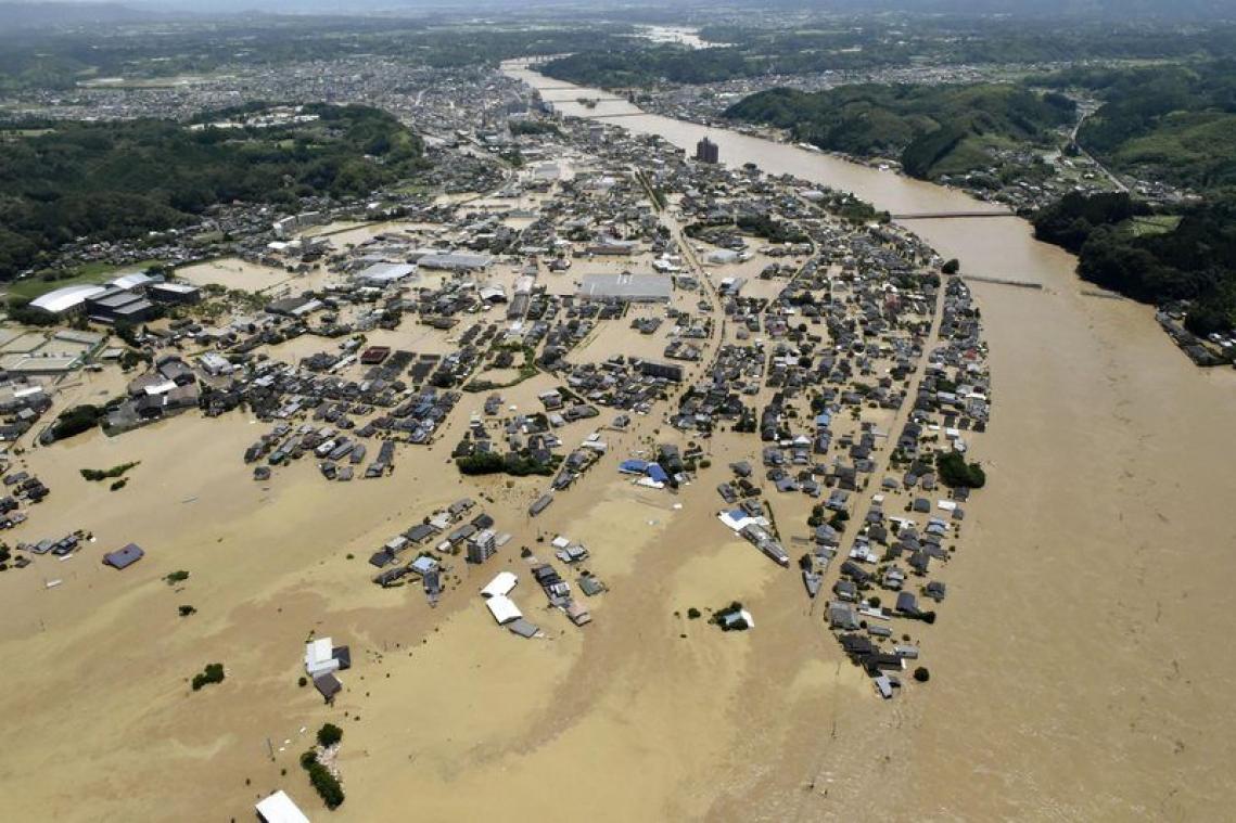 VIDEO. Inondations massives au Japon : 14 décès présumés et 200.000 habitants évacués