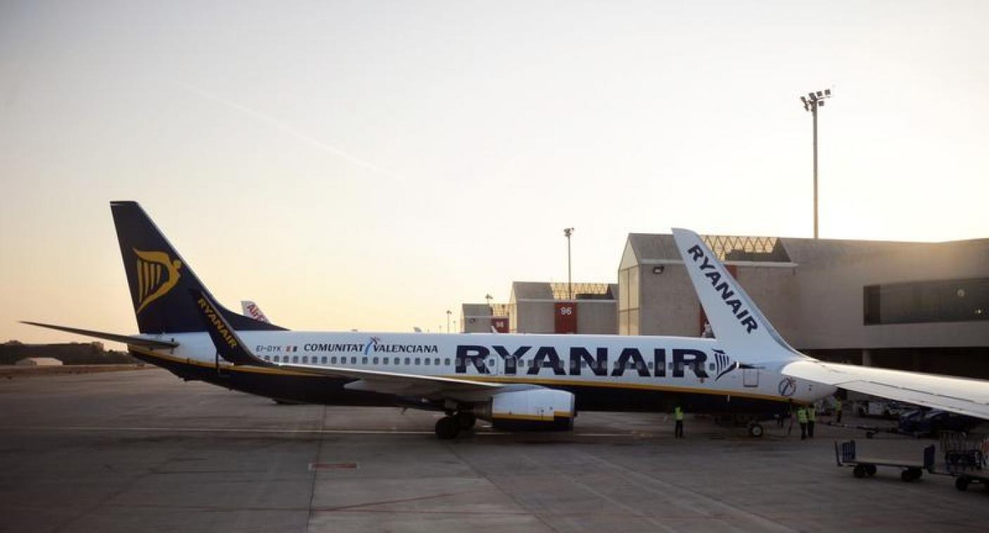 Un passager de Ryanair arrêté après avoir mordu l'oreille d'un homme