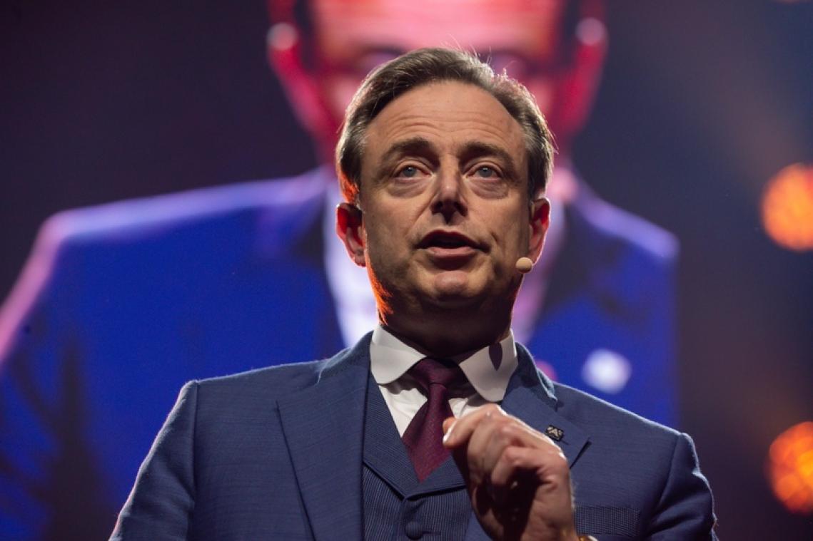 Bart De Wever réélu à la tête de la N-VA