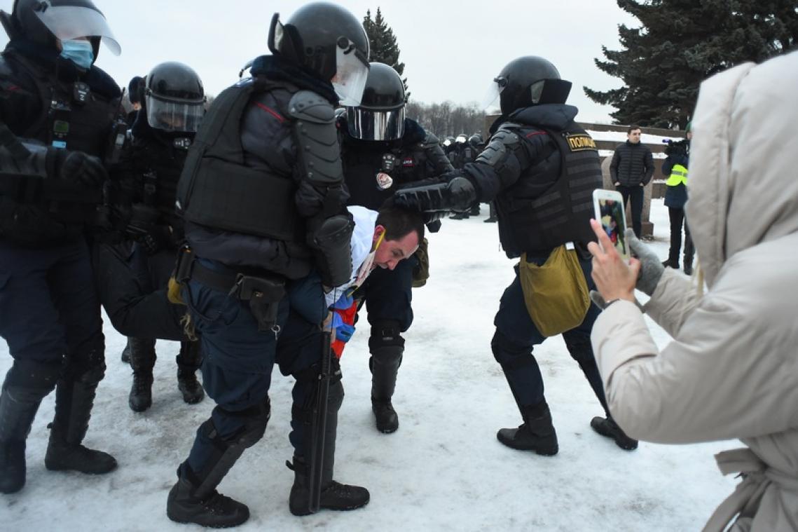 Plus de 3.300 arrestations en Russie après les manifestations en soutien à Navalny