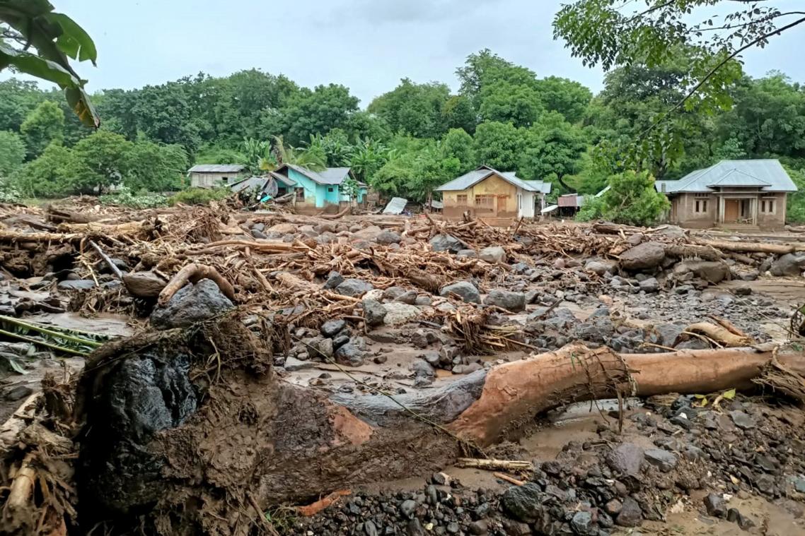 Des inondations font une cinquantaine de morts en Indonésie et au Timor oriental