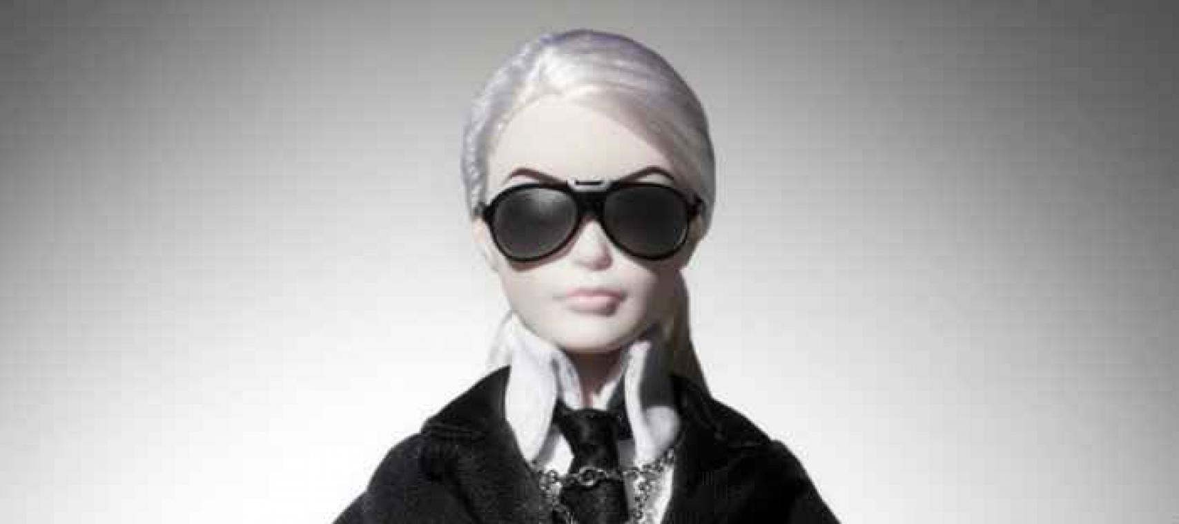 Les premières photos de la Barbie Lagerfeld