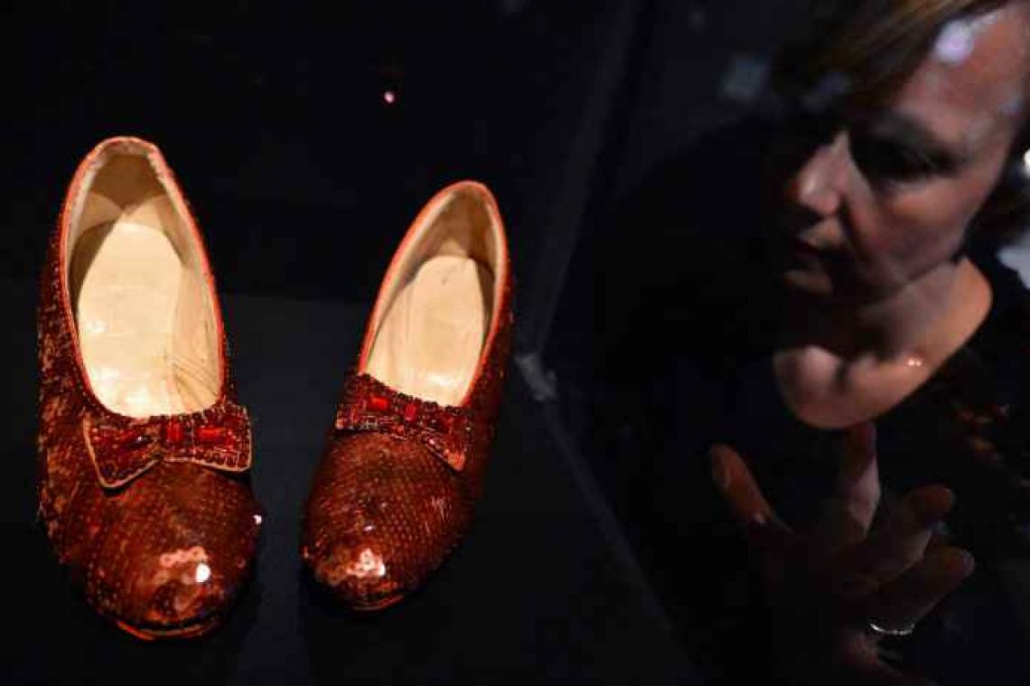 Une campagne pour restaurer les souliers rouges du Magicien d'Oz