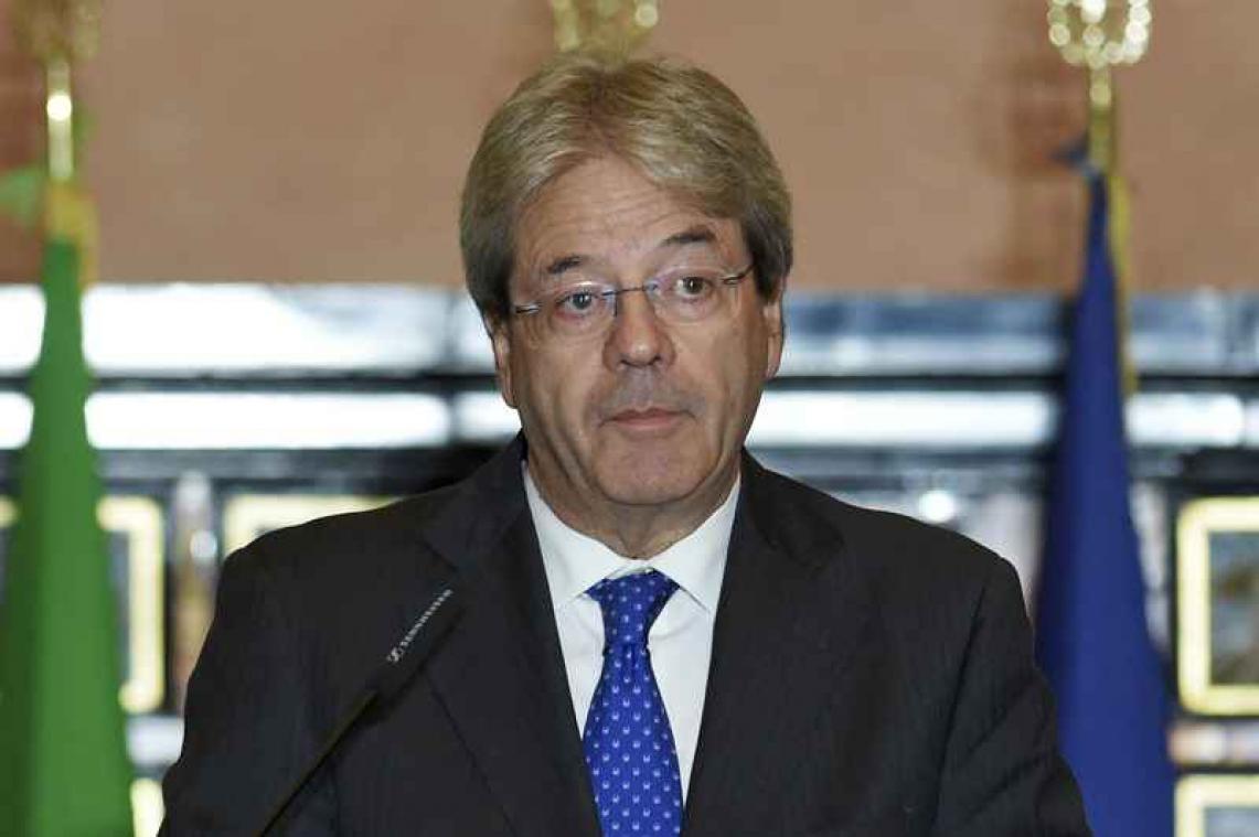Paolo Gentiloni succède à Matteo Renzi à la tête de l'Italie