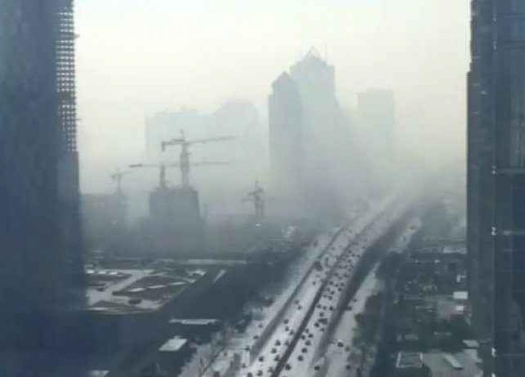 Un time-lapse d'un nuage de pollution avançant sur Pékin fait le buzz