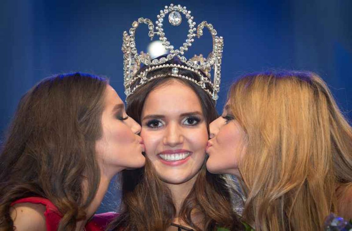 Romanie Schotte élue Miss Belgique 2017 : "Mes jambes en tremblent encore"