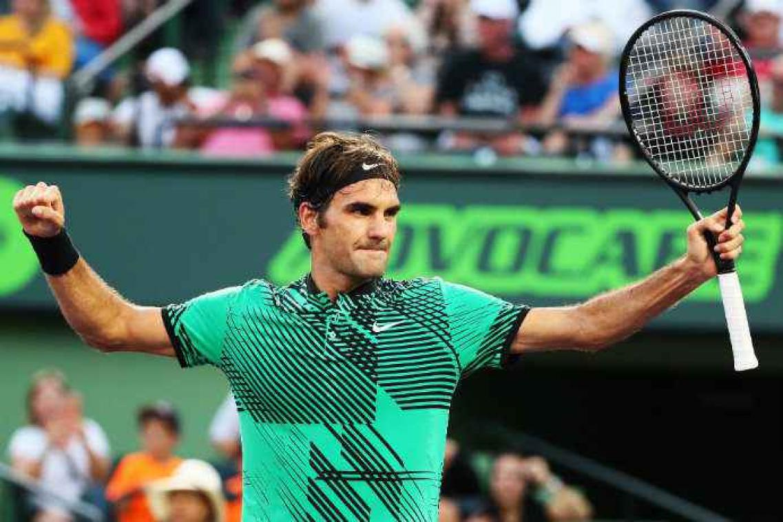 Roger Federer embraye sans forcer à Miami