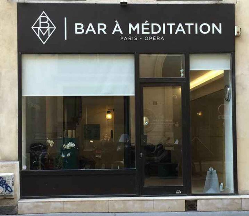 Un bar à méditation a ouvert à Paris