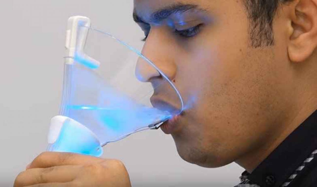 VIDEO. Un verre permet de transformer l'eau en... cocktails