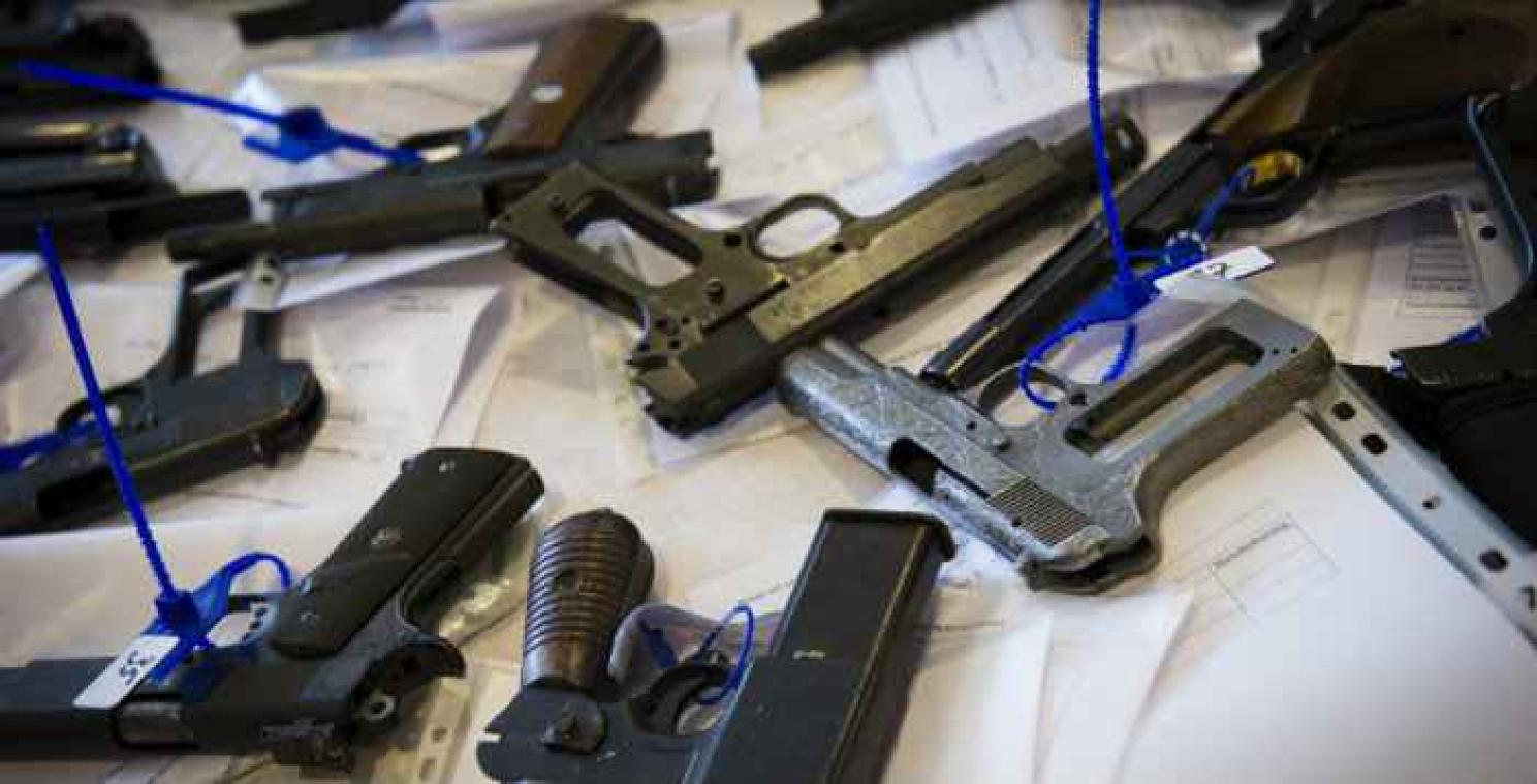 Au Portugal, la police portugaise vend 260 armes aux enchères