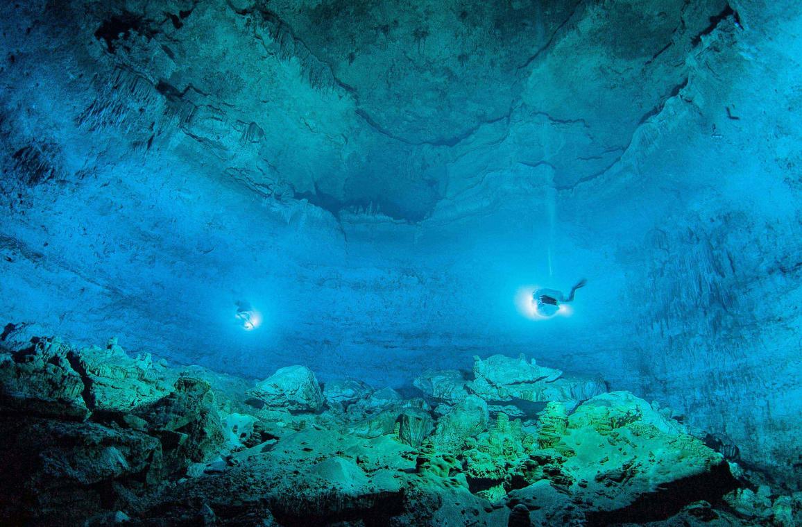 Une grotte sous-marine virtuelle pour plonger dans le réel au Mexique