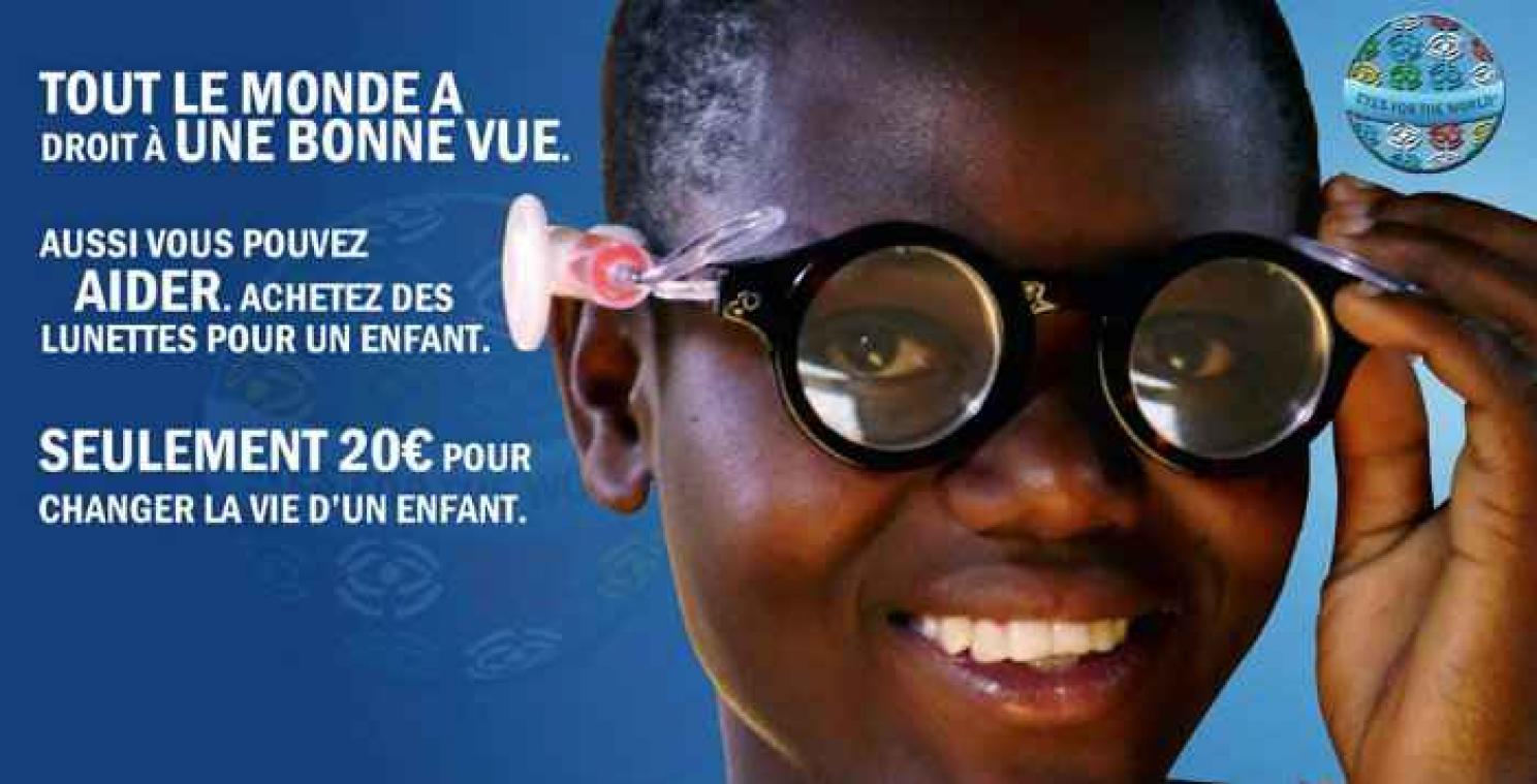 Une ASBL belge distribue des lunettes qui protègent les enfants défavorisés contre la cataracte