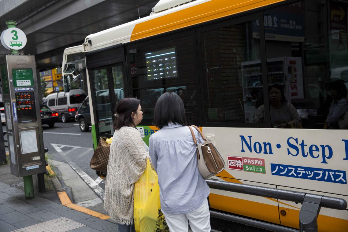 Au Japon, des chauffeurs de bus font grève en transportant les passagers gratuitement
