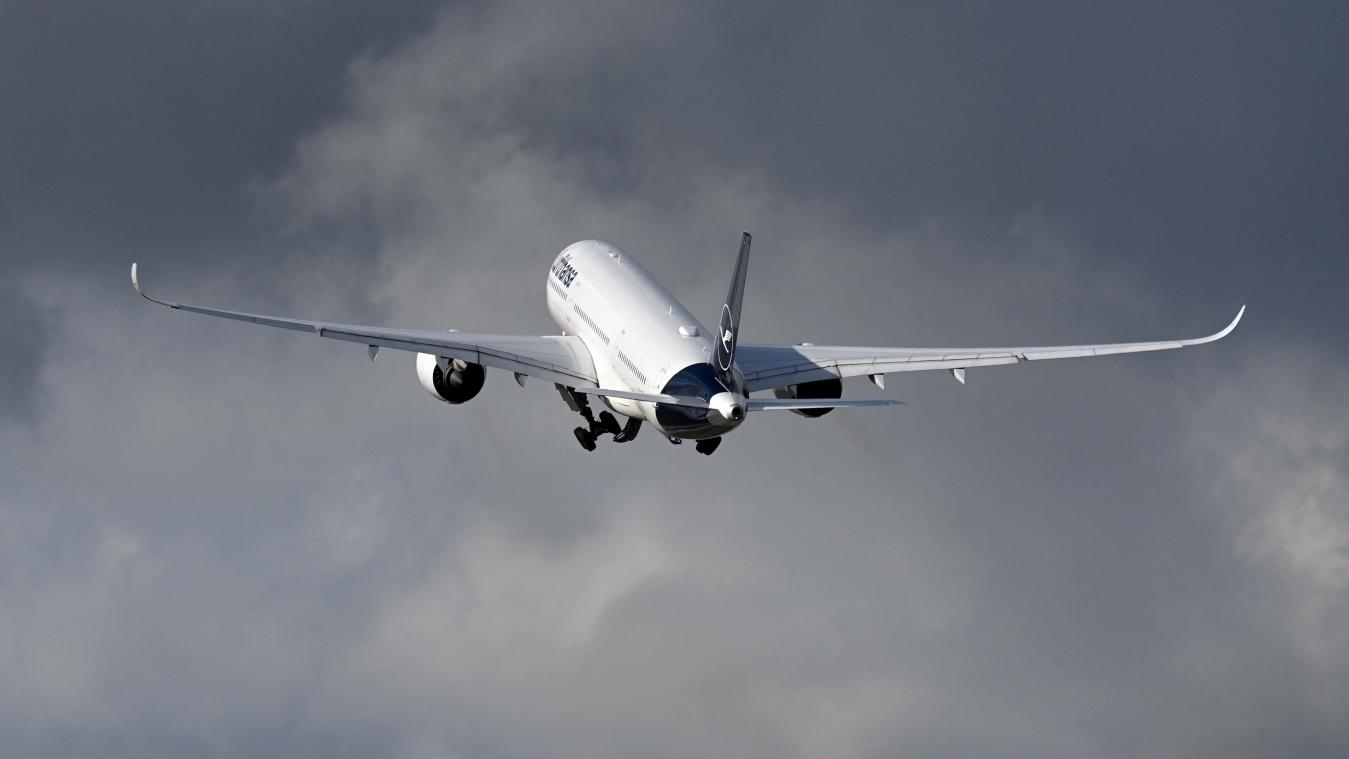 Lufthansa va faire voler des milliers d’avions à vide cet hiver