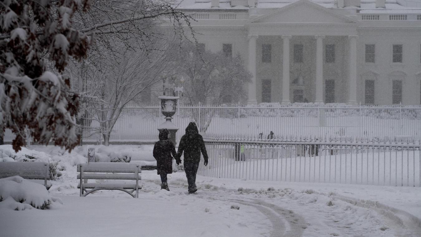 Une tempête de neige s’abat sur Washington (photos)