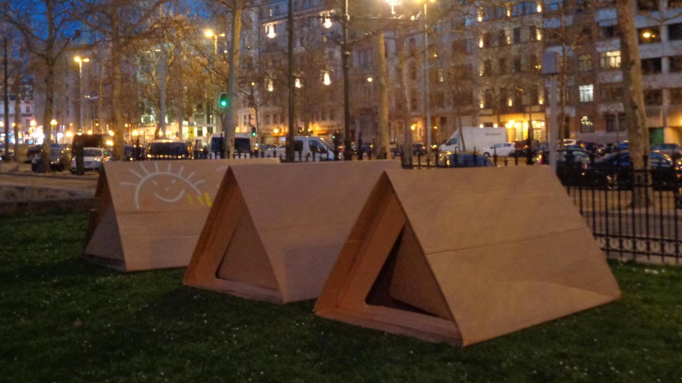 Des tentes en origami pour aider les sans-abri