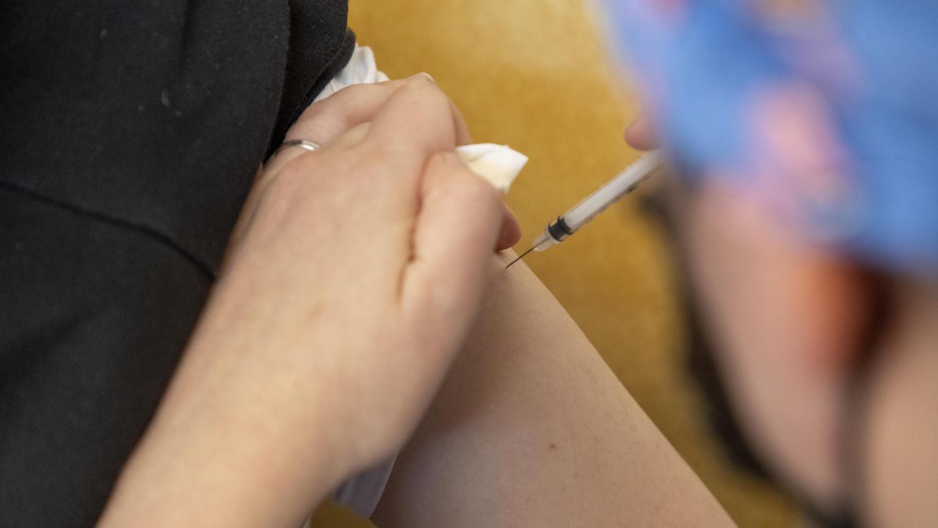 Une médecin belge accusée d’avoir inoculé un vaccin «expérimental» à sa patiente