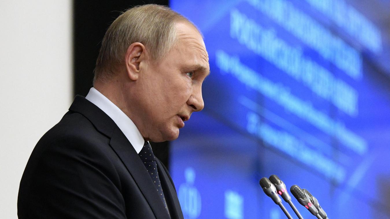 Vladimir Poutine pourrait bientôt se faire opérer le cerveau à cause d’un cancer, selon un proche du Kremlin