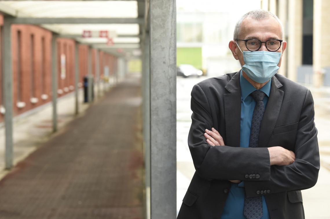 Frank Vandenbroucke: la fin du masque dans les transports oui, mais pas chez les médecins ou en pharmacie