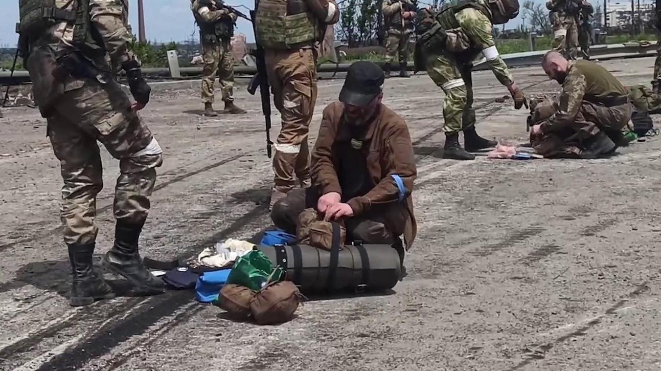 Guerre en Ukraine: les défenseurs d’Azovstal ont reçu l’ordre de Kiev d’arrêter de combattre