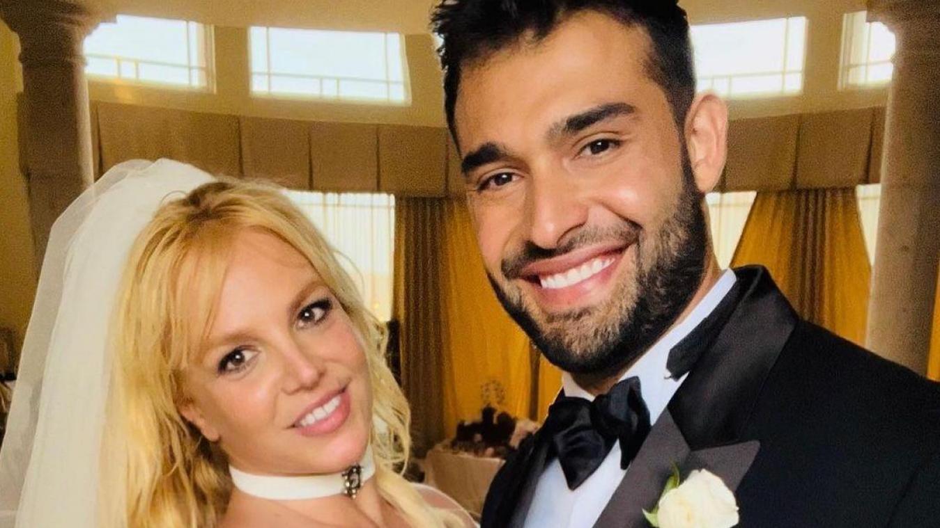 L’ex-mari de Britney Spears inculpé de harcèlement après s’être invité au mariage de la chanteuse