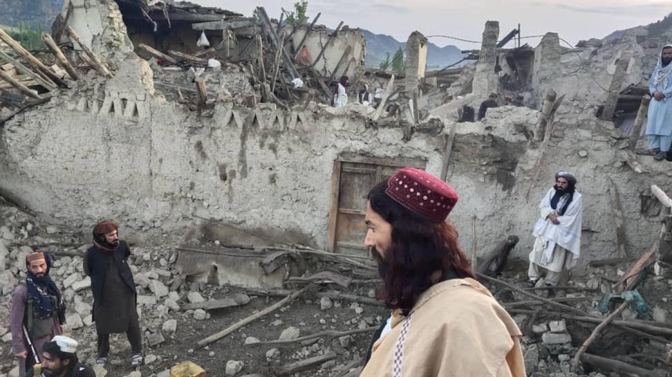 Un séisme tue plus de 900 personnes en Afghanistan