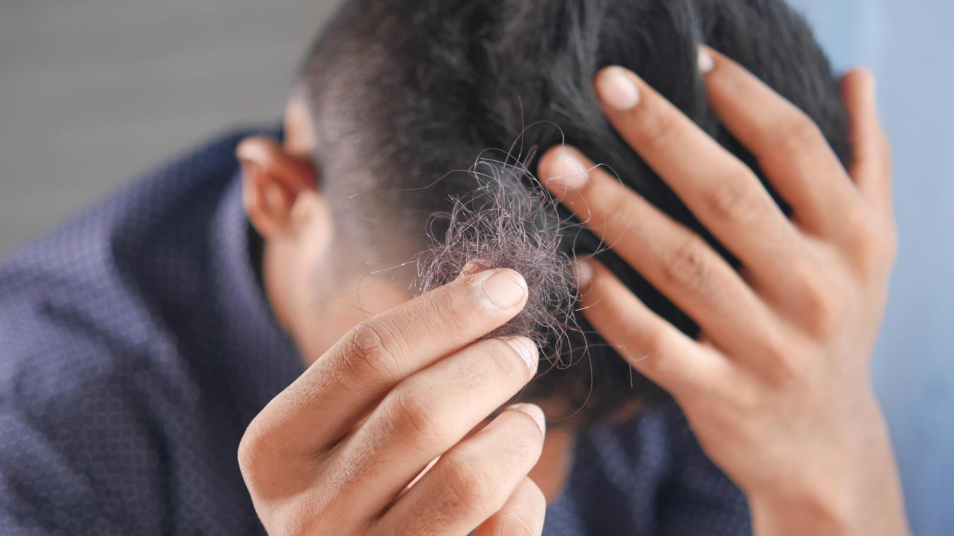 Baisse de libido, perte de cheveux, incontinence: la liste des symptômes du Covid long s’étend