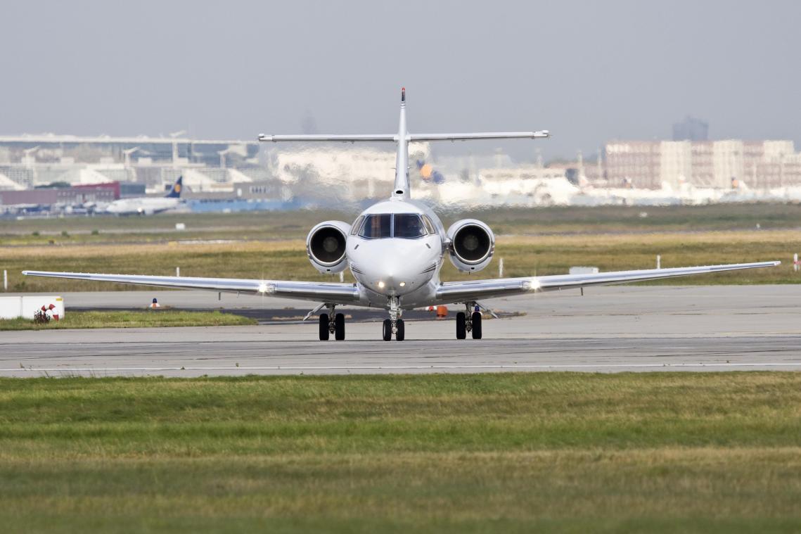 Un jet privé est-il vraiment plus polluant qu’un avion de ligne?