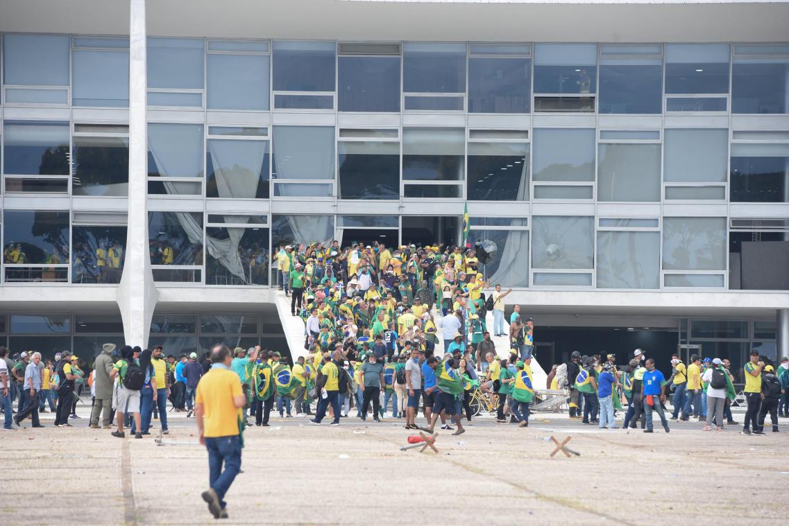 Brésil: voici ce qui s’est passé à Brasilia (vidéo)